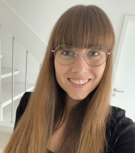 Autorenfoto_Lena Sky